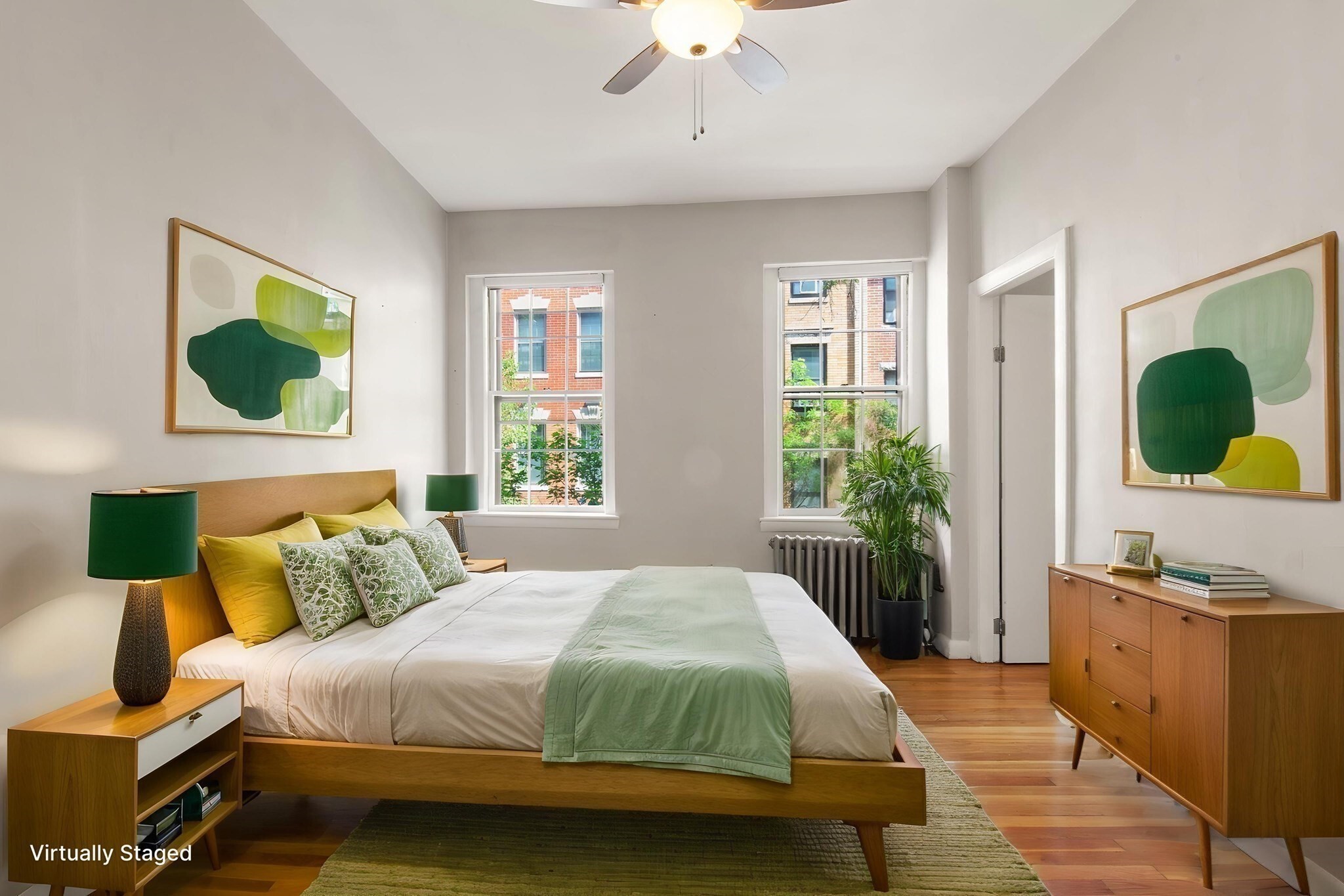 Discover the unicorn of Beacon Hill: a sun-lit 1-bed+office gem on picturesque Phillips St w/ an EXTREMELY RARE DEEDED PARKING SPACE! Say goodbye to circling for spots. This charming condo features a flexible layout: a spacious primary BR plus a large 2nd room w/ windows—perfect for your WFH office or massive walk-in closet. You'll love the gleaming HW floors, modern kitchen w/ granite & SS appliances. Imagine sipping coffee while strolling historic brick sidewalks & gaslit streets. A true commuter’s dream! Unbeatable proximity to Charles/MGH Red Line, Storrow Dr, I-93, & the Pike. Mere steps to Mass Gen Hospital, the scenic Charles River Esplanade, Boston Common, & the chic dining/shopping along Charles St. Embrace an iconic city lifestyle w/ unparalleled convenience.