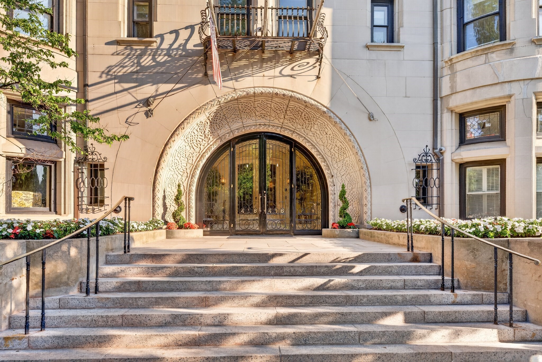 Experience luxury living at The Somerset, one of Back Bay's premier full-service residences. Set along the iconic Commonwealth Avenue Mall, this professionally managed building offers a full-time concierge, on-site management, a beautifully landscaped common courtyard, fitness center, and one of the neighborhood's rare outdoor swimming pools. Just moments from Newbury Street, the Charles River Esplanade, Copley Square, and Boston's finest shopping and dining, The Somerset offers an unmatched blend of prestige and city living. An attached parking garage provides the convenience of rental parking, subject to availability. This thoughtfully designed residence features an expansive, light-filled layout with oversized windows, a decorative fireplace, a well-appointed kitchen, in-unit washer and dryer, and a generous walk-in closet. An exceptional opportunity to own in one of Back Bay's most sought-after luxury buildings.
