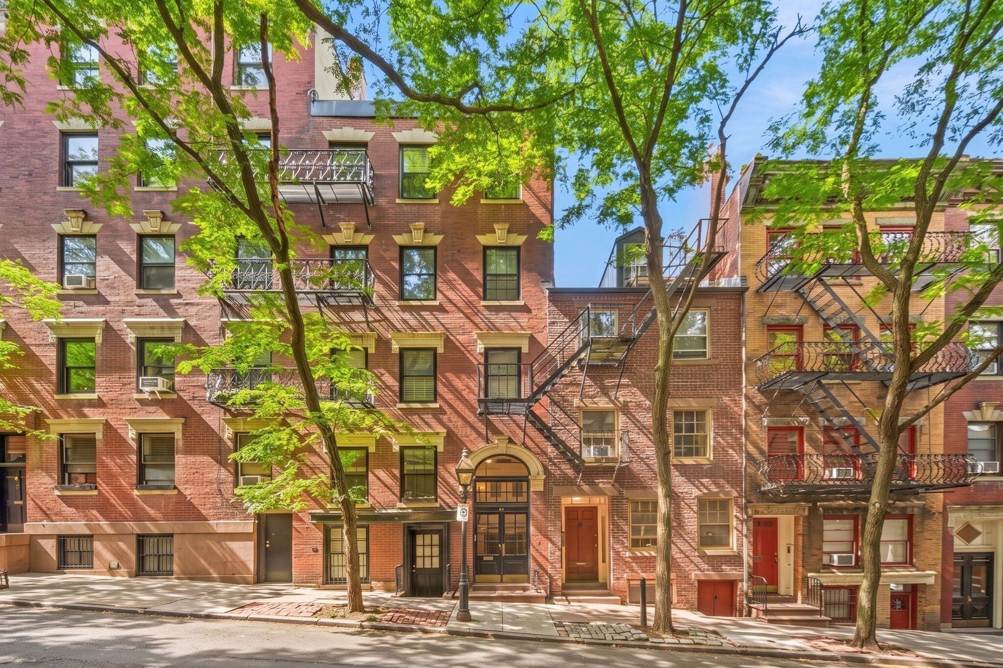 Rare Beacon Hill opportunity! Sophisticated and beautifully renovated 2-bedroom, 1-bath condominium offering a thoughtfully designed city living, blending timeless Beacon Hill character with modern comfort and style. The renovated kitchen features elegant granite countertops, stainless-steel appliances, and under-cabinet lighting, while the beautifully tiled bath showcases timeless marble finishes. The primary bedroom comfortably accommodates a queen-size bed and offers a generous double-door closet, while the second bedroom provides excellent flexibility as a guest bedroom, home office, or private study. Central air conditioning adds year-round comfort to this stylish, move-in-ready home. Ideally located near Charles Street, Boston Common, the Public Garden, MGH, premier restaurants, boutique shopping, and public transportation, this exceptional residence puts the best of Boston at your doorstep. Perfect for a discerning professional or couple seeking a sophisticated city home, pied-à-terre, or investment in one of Boston’s most prestigious neighborhoods.