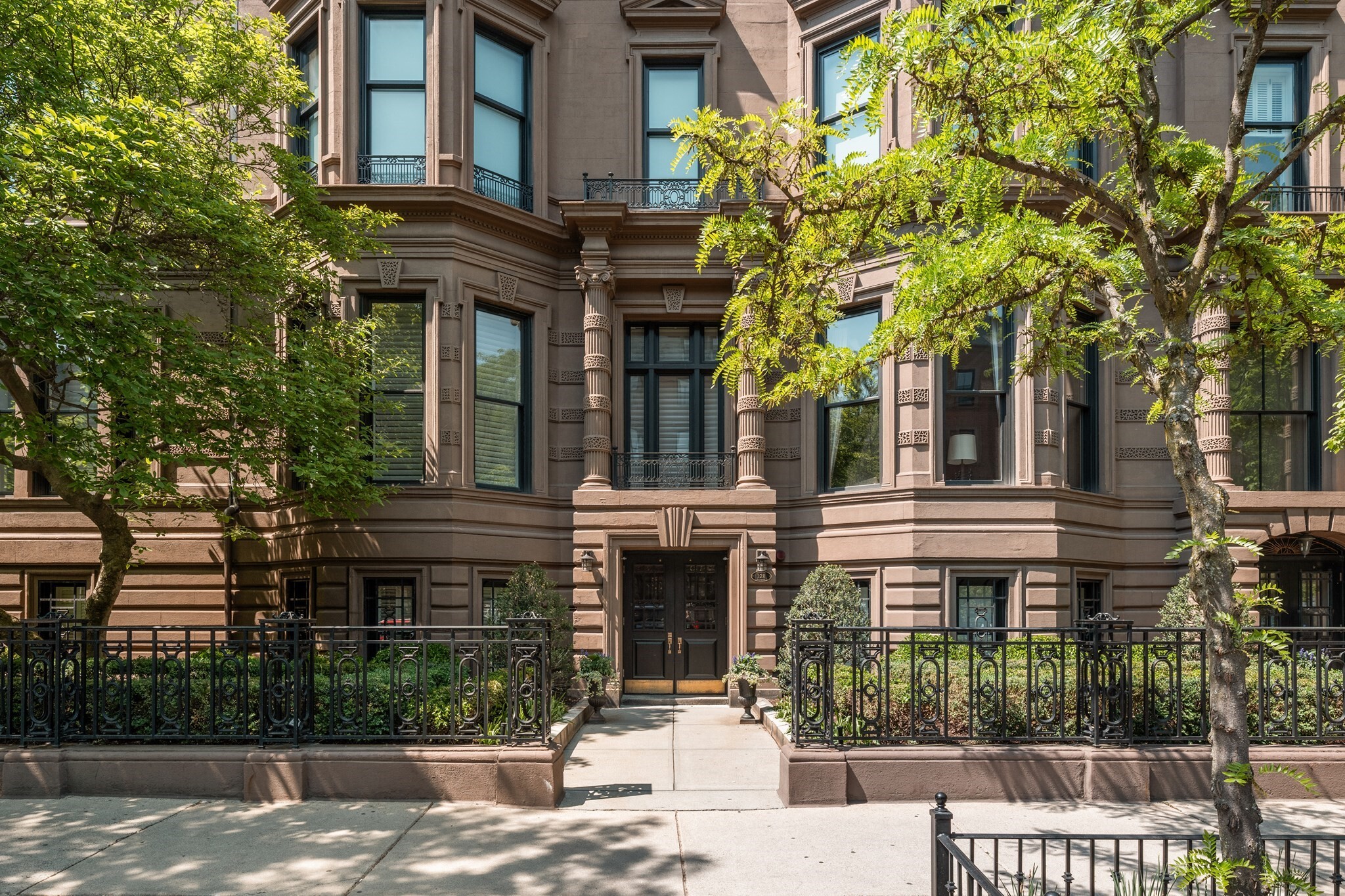 A prestigious waterside Beacon address with prized corner exposure one block from the Public Garden. Residence H is an exceptional full-floor residence defined by grand proportions, elegant architectural detail, sweeping views of Back Bay and the Charles River and extraordinary natural light from 19 oversized windows. Designed for both sophisticated entertaining and comfortable daily living, the residence features expansive formal living and dining rooms, a beautifully appointed kitchen with Christopher Peacock cabinetry and Miele and Sub-Zero appliances, an inviting family room, three-plus bedrooms, three-and-a-half bathrooms and additional space for home office, library, or optional fourth bedroom. Direct elevator access, private roof deck, concierge and four parking spaces complete this Back Bay offering.