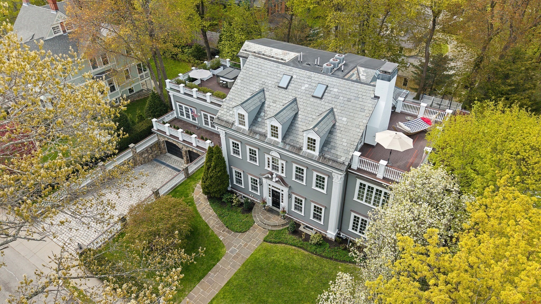 95 Temple St