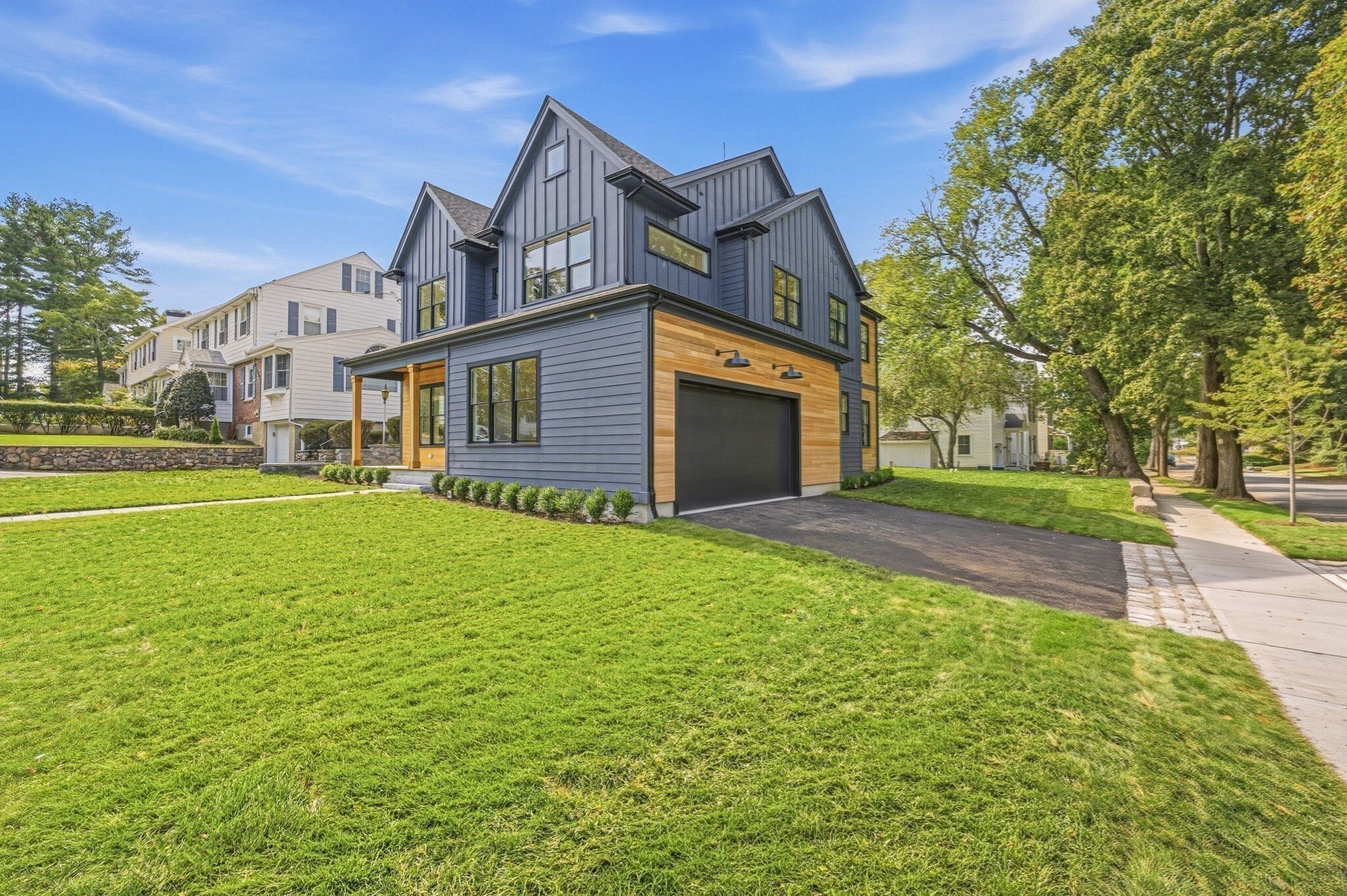42 Lindbergh Ave
