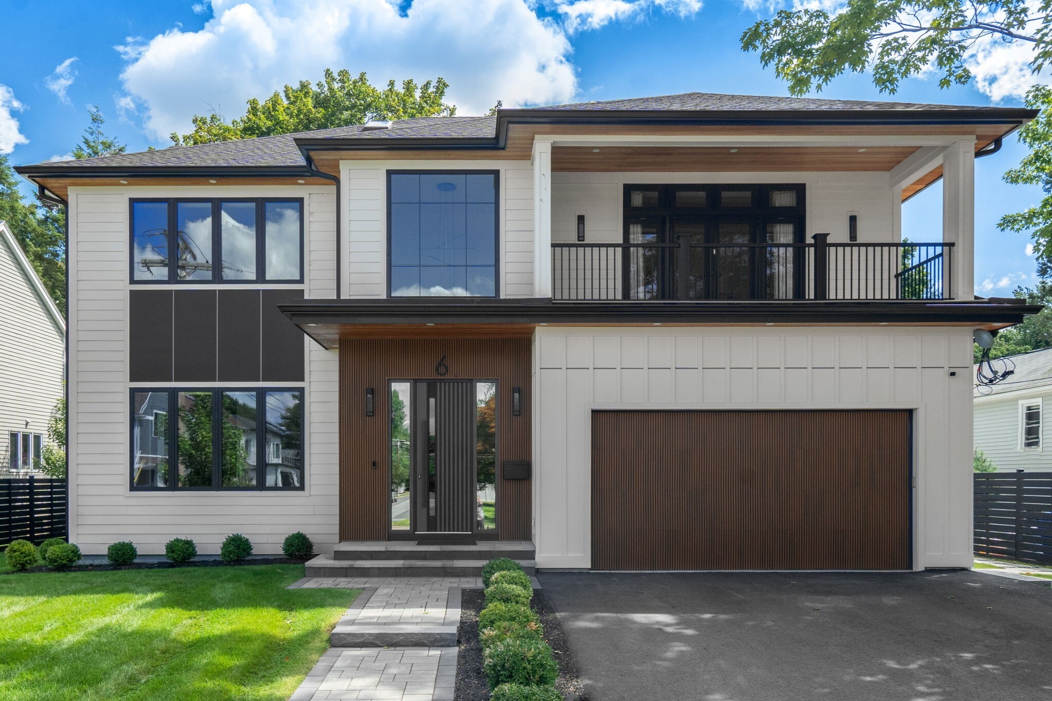 6 Caulfield Cir